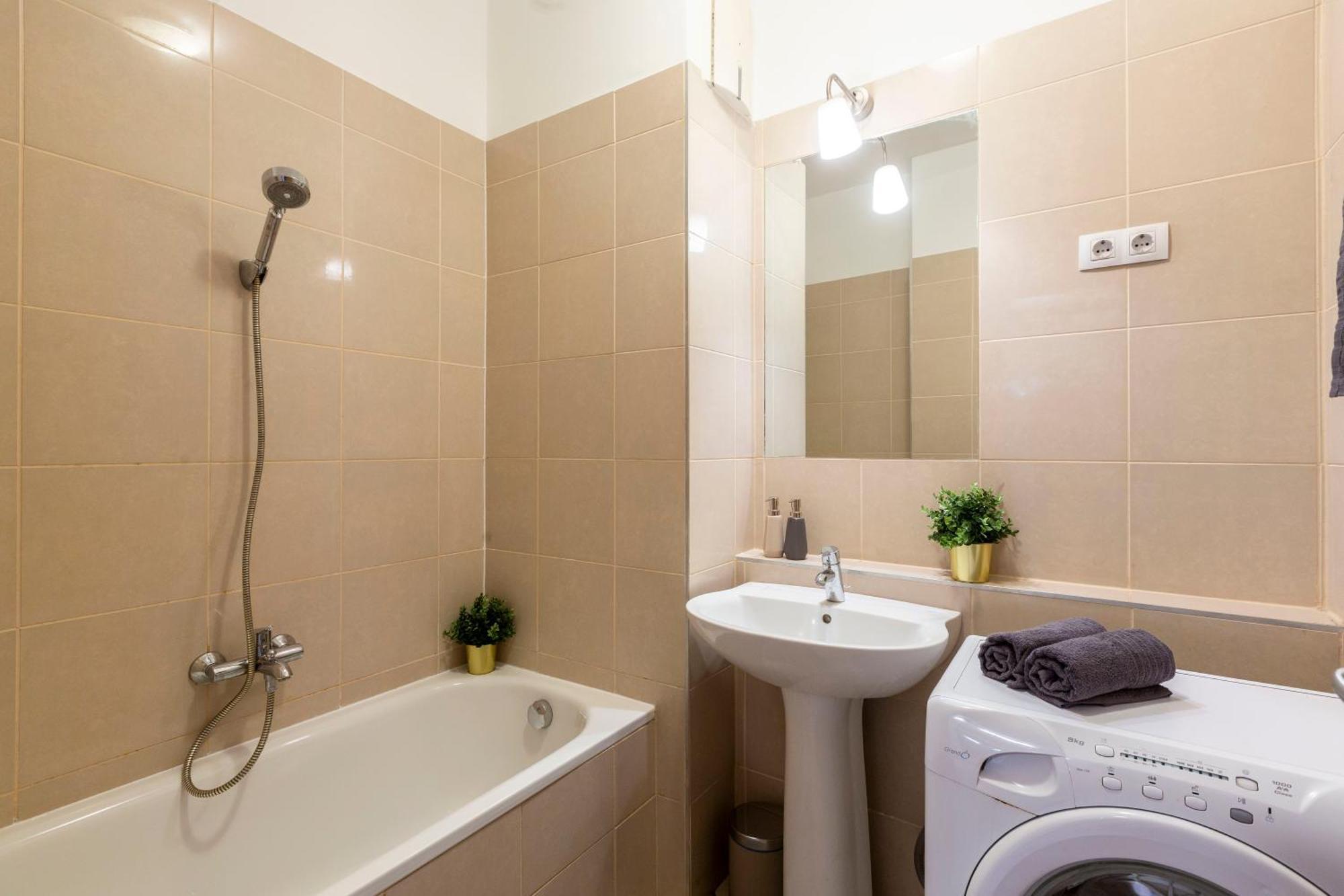 Apartamento Cozy In Gozsdu Garden